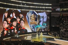 季后赛巅峰对决：侠与星正面交锋，数据面板升级助燃观赛激情